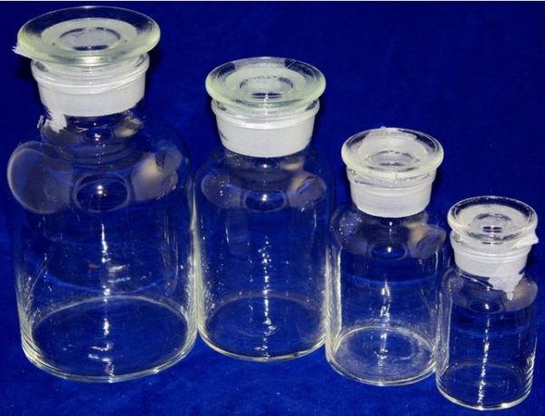 Glass Reagent Bottles: Apothecary Style: 4 Jar Set: 60-125-250-500mL